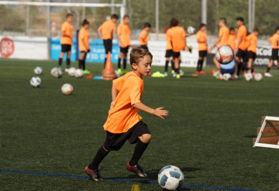 CAMPUS DE NAVIDAD FUNDACIÓN UNIÓ ESPORTIVA CORNELLÀ