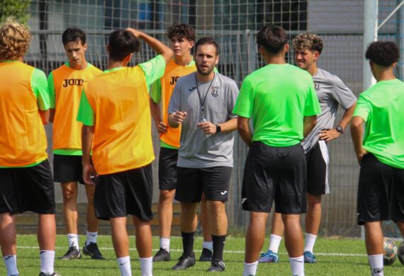 CAMBIOS EN LA ESTRUCTURA DE ENTRENADORES